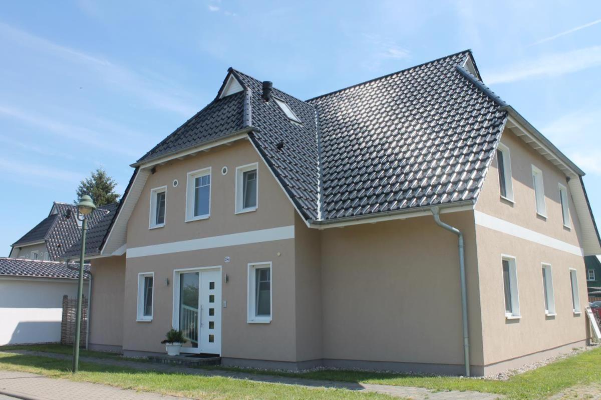 Ferienwohnung Asia In Born Zewnętrze zdjęcie