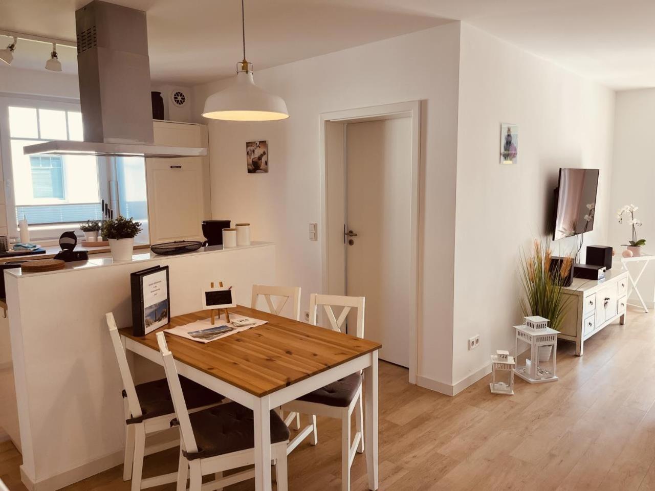 Ferienwohnung Asia In Born Zewnętrze zdjęcie